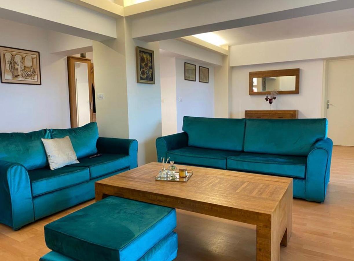 Old Town Apartment With Panoramic View Bucureşti Eksteriør bilde